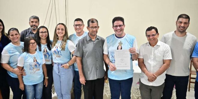 “Uma tradição das nossas famílias “, diz Nicolau ao participar de assinatura de convênio para o novenário de CZS