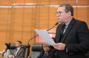 PL que obriga hospitais a orientar pais de recém-nascidos sobre doenças raras não detectáveis no teste do pezinho é aprovado na Aleac