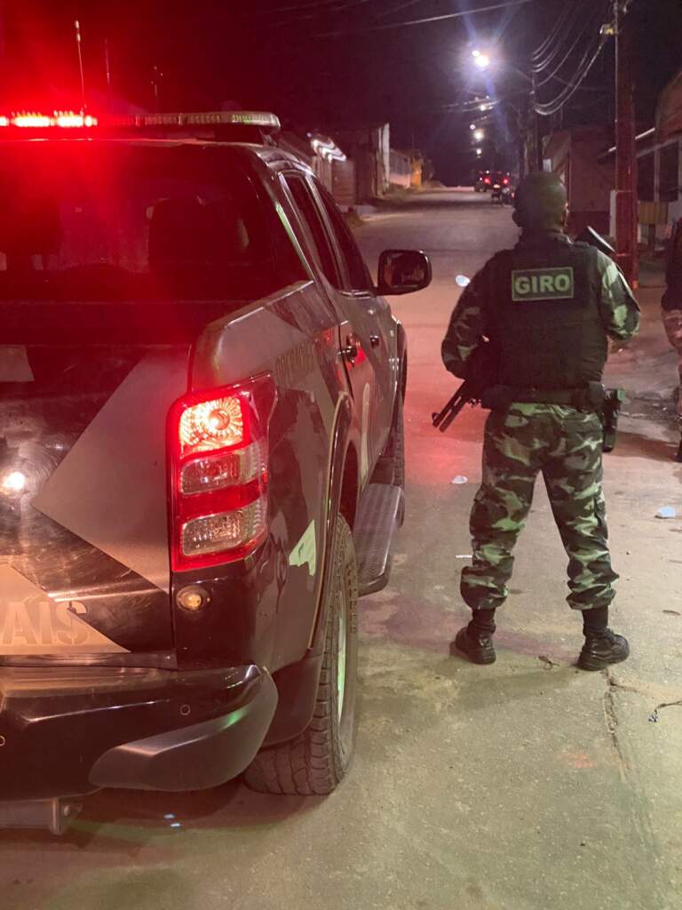 Polícia Militar do Acre reforça policiamento nas ruas durante rebelião em presídio
