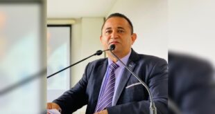 Arnaldo Barros aponta falhas no atendimento na Policlínica Barral y Barral