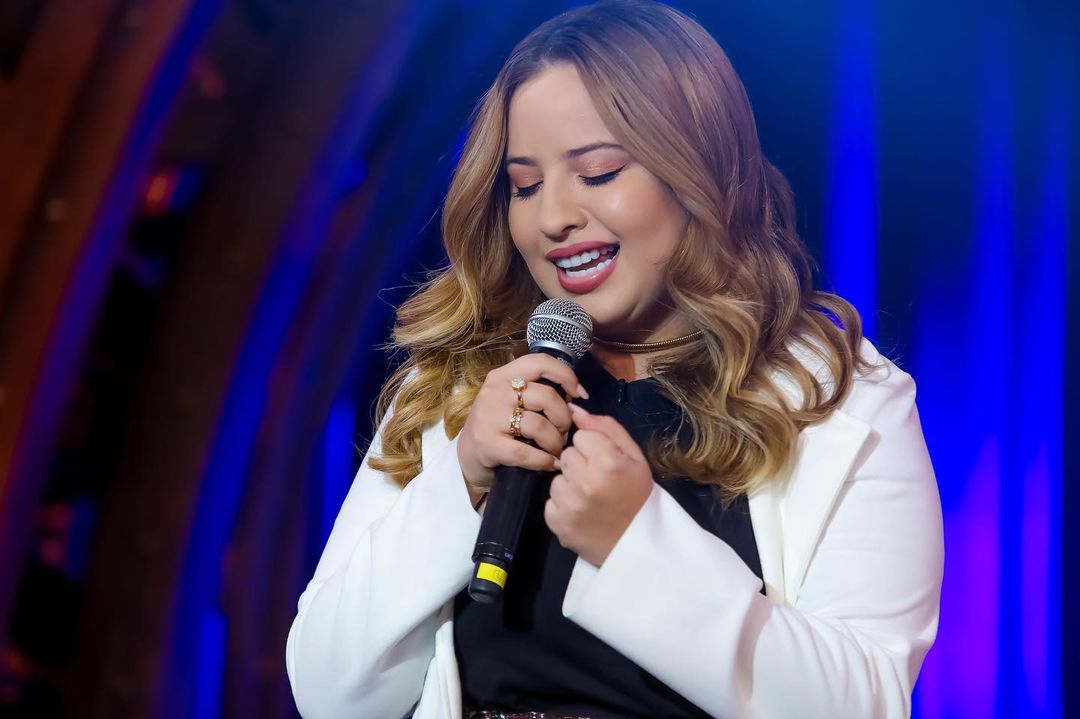 Show de Mari Fernandez terá como entrada um quilo de alimento não perecível