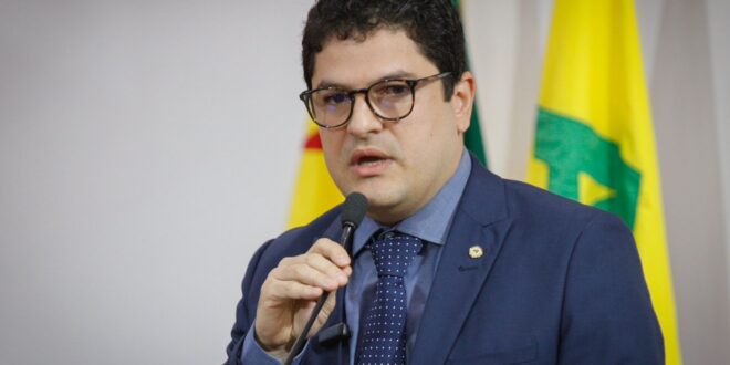 Eduardo Ribeiro propõe cancelamento de ‘carona’ para contratação de empresa do Maranhão para preservar recursos e economia local