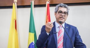 Justiça declara inconstitucional artigo da reforma administrativa de Gladson; líder da oposição na Aleac ressalta: ‘vitória da luta democrática’