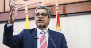 Deputado Edvaldo Magalhães na ALEAC