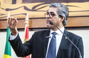 Edvaldo Magalhães denuncia atraso no pagamento de terceirizados e cobra providências