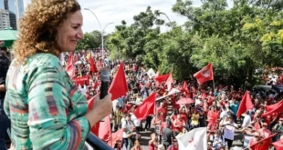 Coluna da Angélica- Bomba comunista explode Bolsonaro