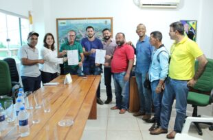 Prefeito de Acrelândia assina ordem de Serviço para a construção da Nova Câmara Municipal fruto de Emenda parlamentar destinada por Mara Rocha