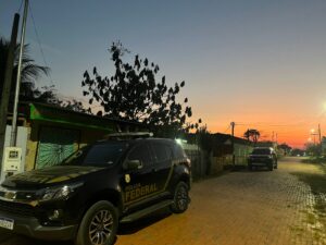 PF cumpre mandado contra acusados de planejar ataques em escolas 2 PF cumpre mandado contra acusados de planejar ataques em escolas