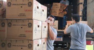 TRE-AC recebe novos modelos de urnas eletrônicas