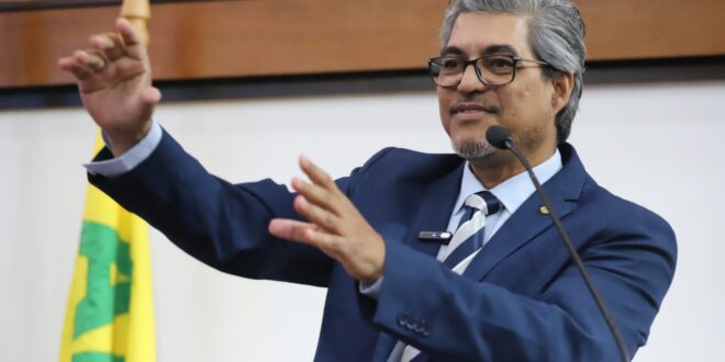 Edvaldo denuncia que carona de quase R$ 25 milhões da Secretaria de Educação visa ‘burlar’ decisão da Operação Ptolomeu com sublocações de empresas