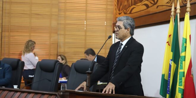 Edvaldo Magalhães defende que casas populares devolvidas ao Estado possam ser doadas aos sem-tetos da Terra Prometida