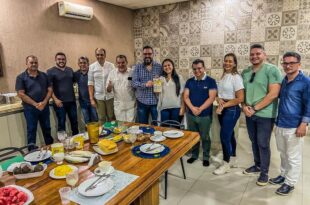Gonzaga e Alan se reúnem com médico especialista para tratar de recursos para atender crianças autismo no Acre