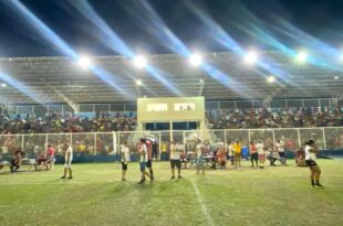 Flamenguinho e Cazumbá conquistam Bi-campeonato masculino e feminino da Copa da Floresta