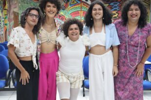 Kika Sena é a primeira mestra travesti da Ufac