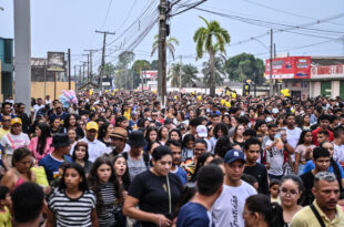 Com apoio do governo, Marcha para Jesus 2023 em Rio Branco reúne milhares de fiéis