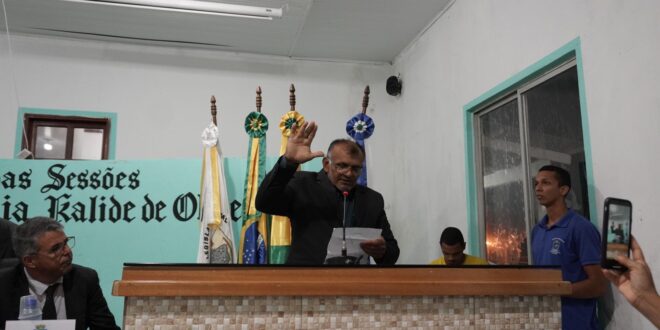 Em noite de festa na Câmara do Bujari, vereador Marivaldo Rodrigues é empossado: ‘estou pronto para trabalhar’