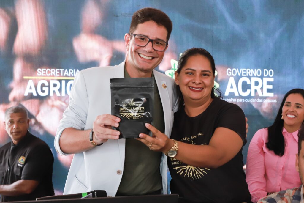 Estado premia o melhor café robusta do Acre no 1° Concurso de Qualidade do Café 2 Estado premia o melhor café robusta do Acre no 1° Concurso de Qualidade do Café