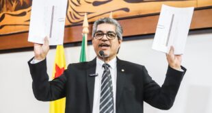 Edvaldo solicita cópia de inspeção feita pelo Tribunal de Contas em carona milionária da Educação; requerimento foi aprovado