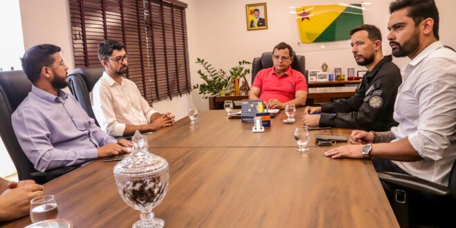 Gonzaga debate com presidente do Iapen melhorias e reforço na segurança dos presídios acreanos