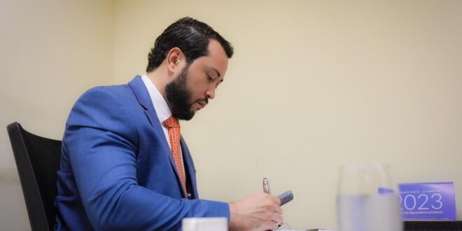 Jarude pede que Governo comprove que efetuou pagamento às empresas terceirizadas: “Resolver de uma vez por todas”