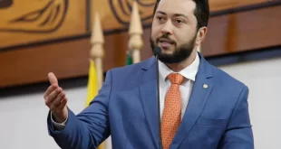 Jarude pede convocação de cadastro de reserva e cobra deputados: “Chega de tapinha nas costas, vamos resolver o problema”