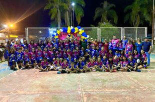 Gestão do prefeito Mazinho Serafim comemora um ano de escolinha de vôlei feminino no município