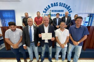Petecão recebe Moção de Aplauso da Câmara de Vereadores de Cruzeiro do Sul