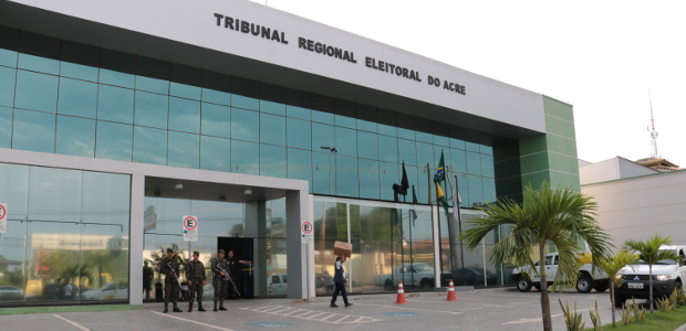 Eleitor tem seis meses para regularizar ou tirar a 1ª via do título