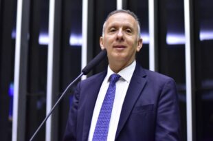 Câmara aprova projeto que facilita regularização de dívidas com a Receita Federal