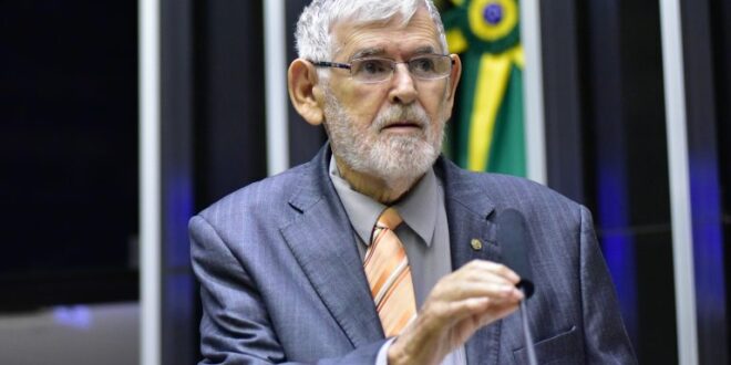 Comissão aprova projeto que invalida multas sem notificação eletrônica