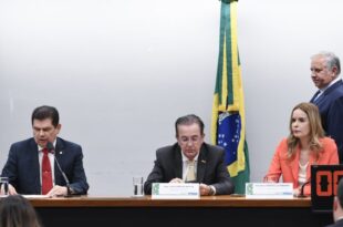 Comissão Mista de Orçamento aprova R$ 15 bilhões para estados e municípios