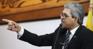 “Tem hora que é preciso estancar a crise senão ela vai bater no gabinete do governador”, diz Edvaldo sobre perda de liderança de Henrique Maciel