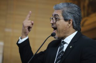 Edvaldo defende PCCR para Polícia Penal e insiste que indústria da carona é a que mais cresce no Acre