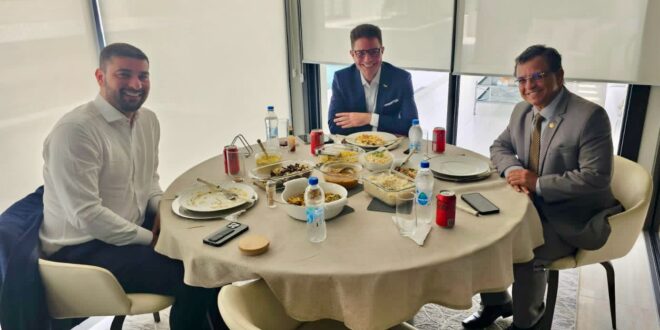Em almoço reservado, Gladson recebe Nicolau Jr e Luiz Gonzaga