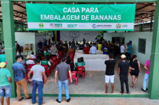 Governo inaugura agroindústria de banana em Acrelândia