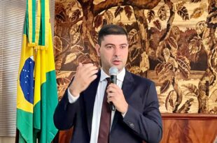 Nicolau Júnior manifesta apoio e solidariedade ao governo Gladson, alvo de pedido de afastamento do cargo