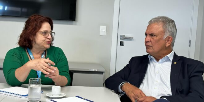 Petecão se reúne com vice-presidente de Habitação da Caixa Econômica