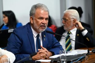 Projeto de Petecão permitirá voos domésticos de empresas estrangeiras na Amazônia é aprovado em Comissão