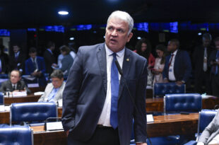 Petecão defende a implantação de usinas de energia solar em áreas rurais como alternativa para a crise energética