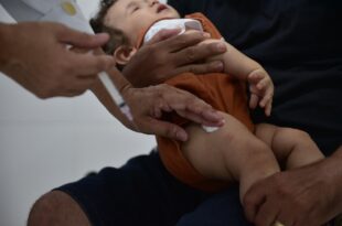 Saúde do Acre reforça importância da vacina contra pneumonia em recém-nascidos