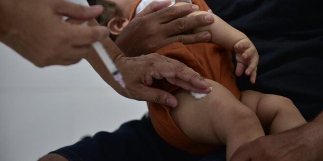 Saúde do Acre reforça importância da vacina contra pneumonia em recém-nascidos