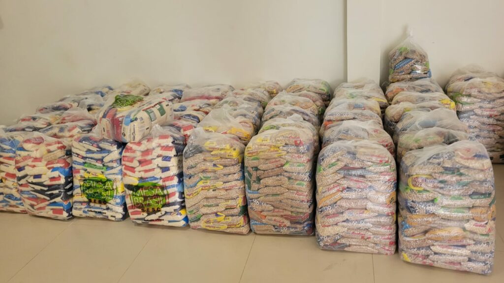 Mais de três toneladas de alimentos foram arrecadadas durante Réveillon da Família