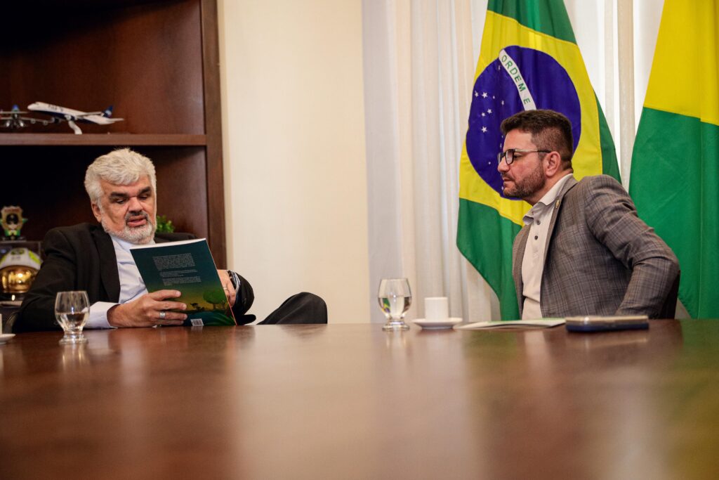 Gladson recebe presidente do Comitê Técnico de Meio Ambiente do Instituto Rui Barbosa
