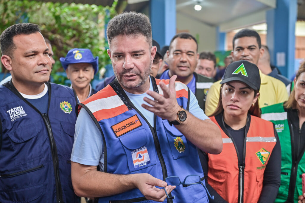 Gladson lidera ação emergencial diante da cheia do Rio Acre em Brasileia e Epitaciolândia