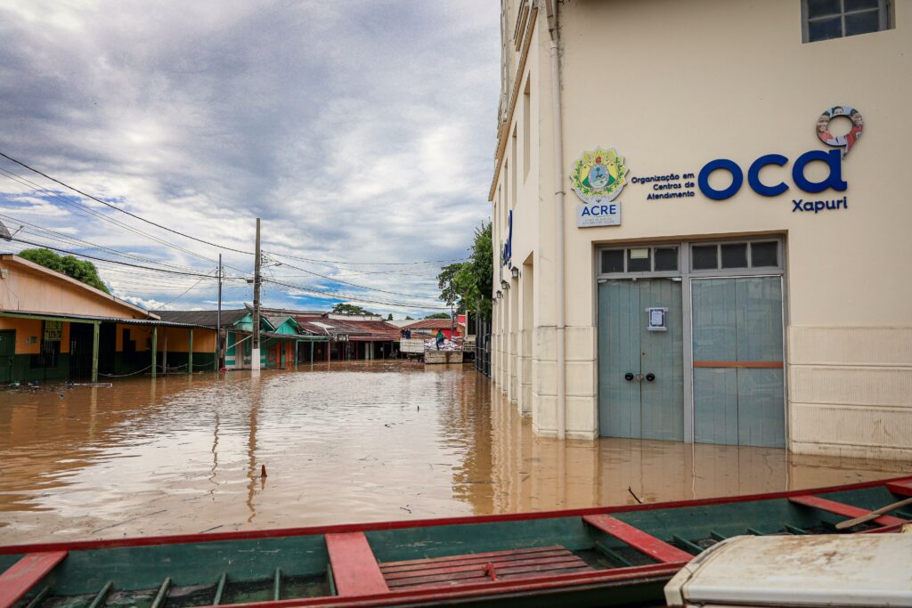 Rio Acre em Xapuri está 2,51m acima da cota de transbordamento com tendência de elevação do nível das águas