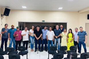 Lideranças do MDB fazem convite oficial para que Moisés Moreira seja candidato a prefeito do Quinari pela sigla