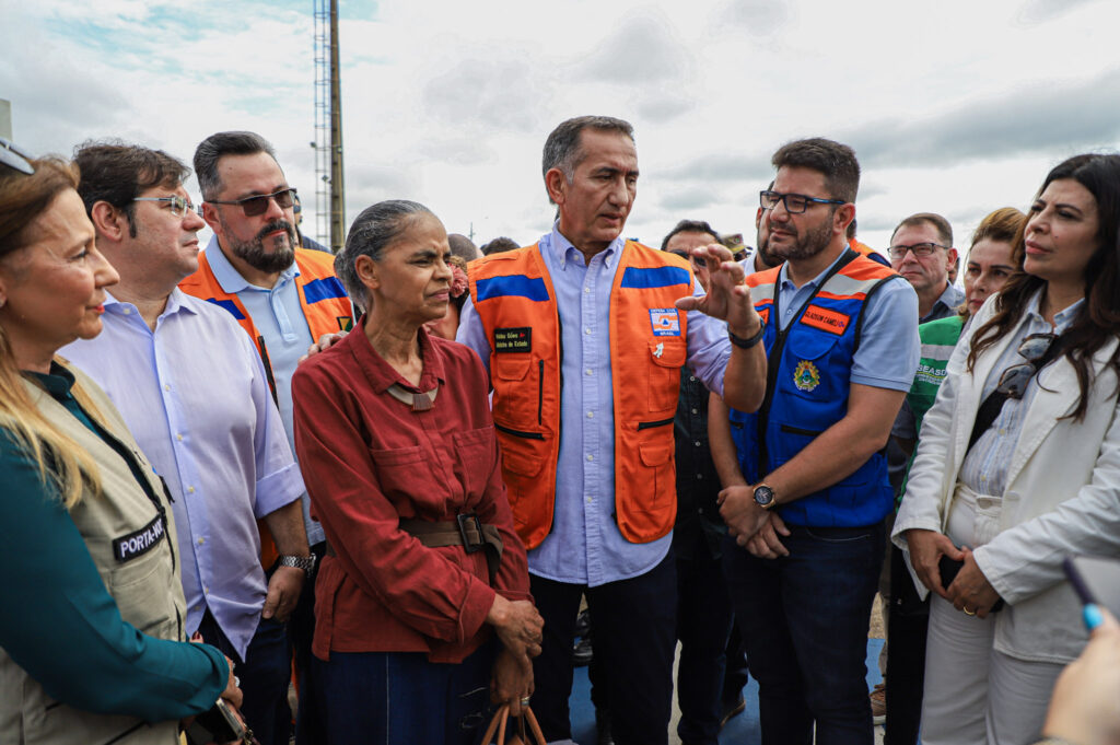 Governador recebe ministros para visita em áreas atingidas pela cheia