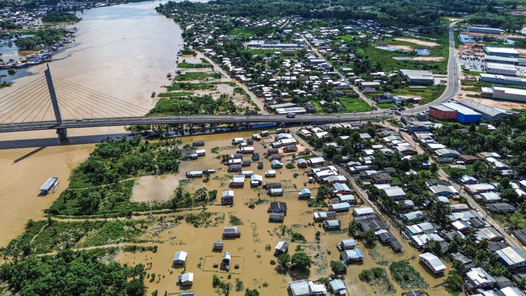 Preocupação agora é a pós-cheia: Rio Juruá baixa 35 centímetros em cinco dias