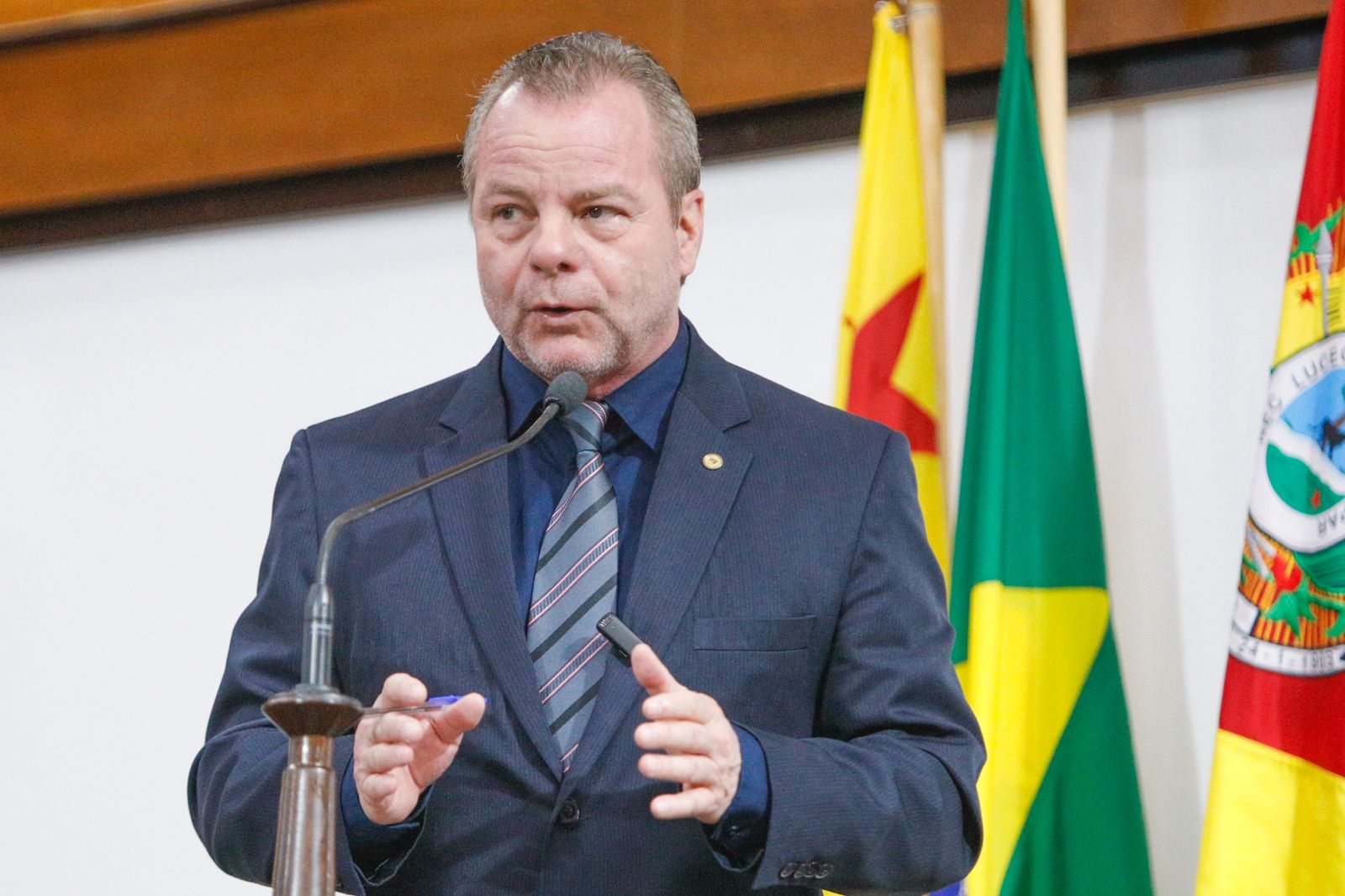 Pedro Longo parabeniza MPAC por ação para regularizar o fornecimento de água na capital