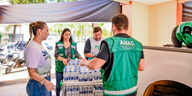 Agência de Negócios do Estado realiza doação à campanha Juntos Pelo Acre